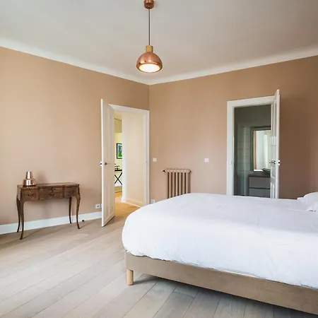 Apartamento Sleeps 8 Wifi *