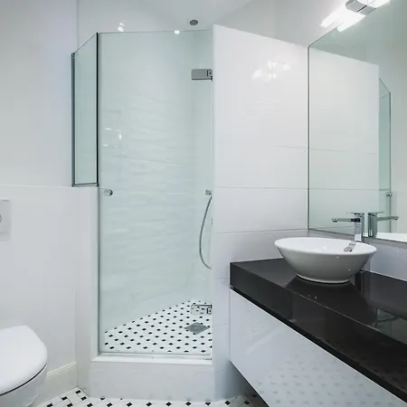Apartamento Sleeps 8 Wifi